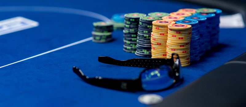 Live Poker Guide Chips